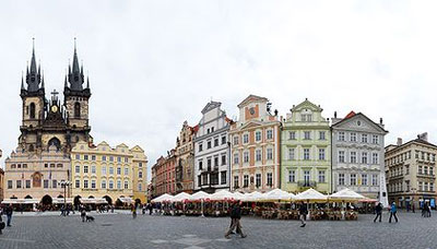 Gamla stadens torg i Prag